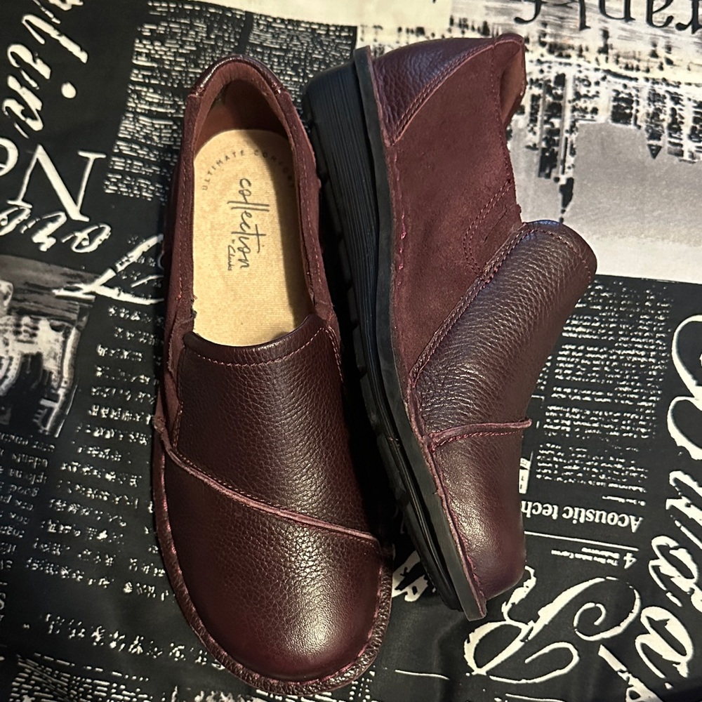 Slip-On Leather Loafers - Burgundy